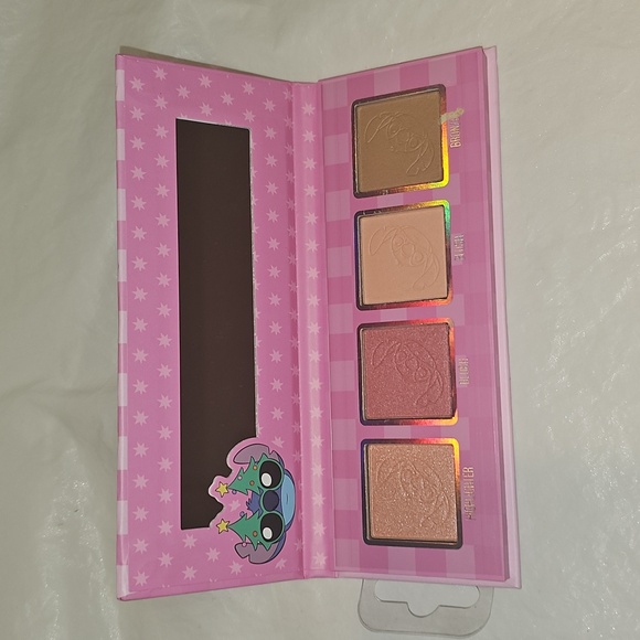 Disney Stitch Complexion Palette - Picture 4 of 12